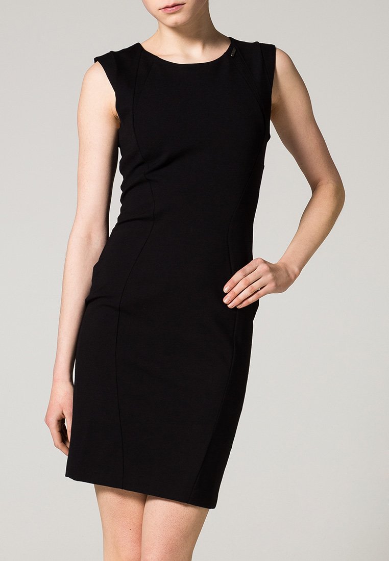 Women's dress